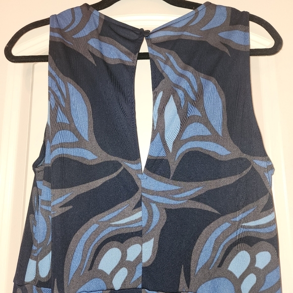 H&M Blue Floral Jumpsuit Size L Jersey Knit Sleeveless Low Back Keyhole Closure - Picture 7 of 16